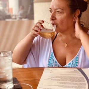 Meet your Posher, Kathia